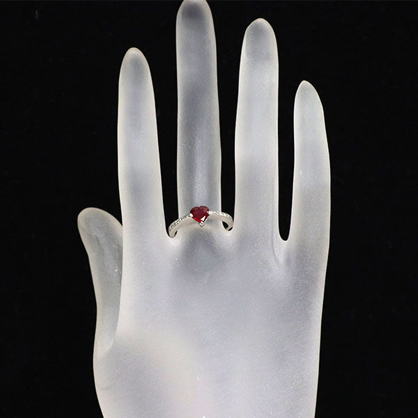 Pt900 ハートシェイプ ルビー ダイヤモンド リング 0.85ct D0.06ct