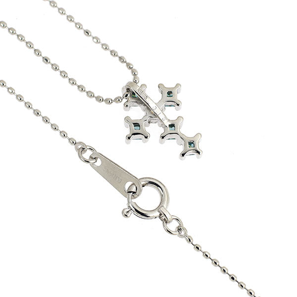 K18WG カラーレス/トリートブルー ダイヤモンド ペンダントネックレス 0.15ct クロス