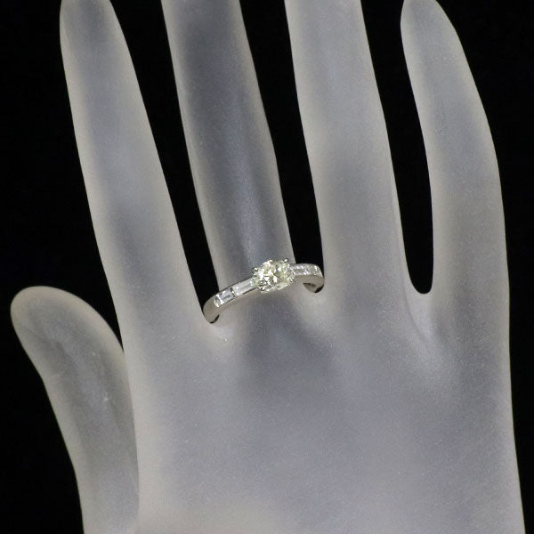Pt900 ダイヤモンド リング 0.739ct D0.57ct