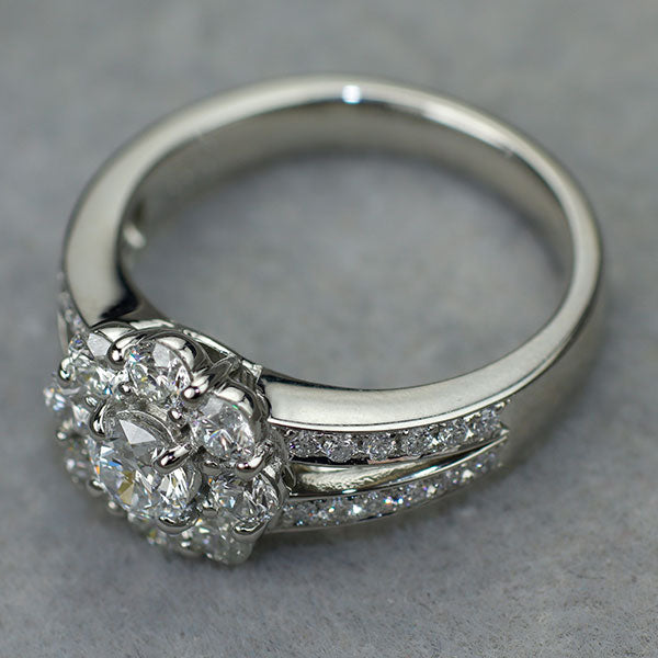 Pt950 GIA鑑定書付 最高級ダイヤモンド リング 0.30ct D IF 3EX D0.74ct