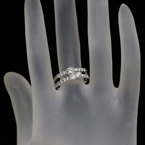 トリロジー Pt900 ダイヤモンド リング 0.700ct D0.46ct