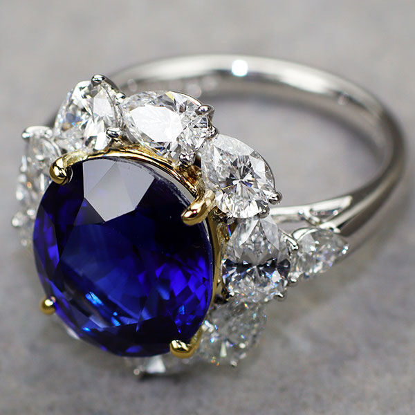 Pt950/ K18YG スリランカ産 ロイヤルブルー サファイア ダイヤモンド リング 7.95ct D3.07ct