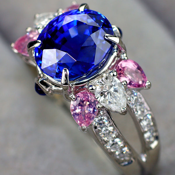 Pt900 マダガスカル産サファイア ピンクサファイア ダイヤモンド リング 4.51ct PS1.22 D0.35ct D0.27ct