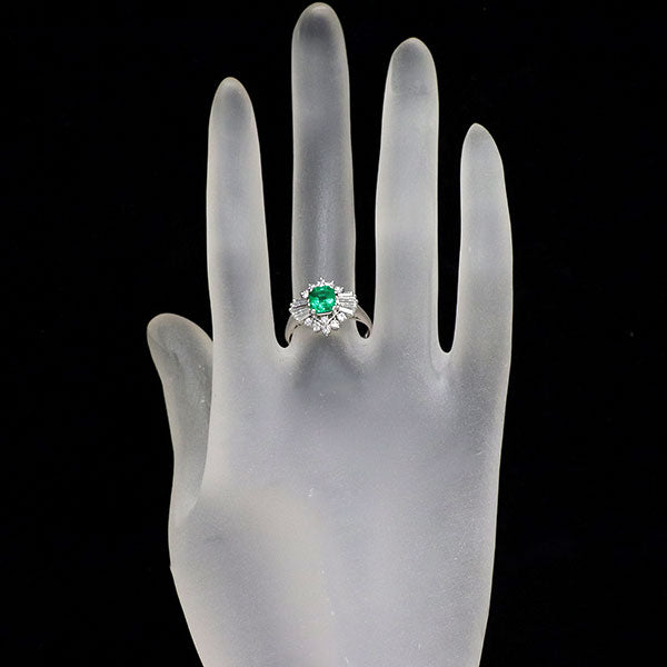 Pt900 エメラルド ダイヤモンド リング 0.77ct D0.56ct