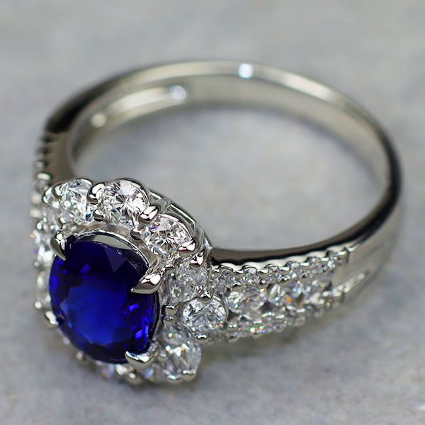 Pt900 マダガスカル産ロイヤルブルー サファイア ダイヤモンド リング 1.54ct D0.86ct