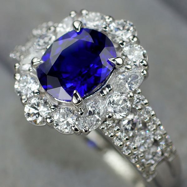 Pt900 マダガスカル産ロイヤルブルー サファイア ダイヤモンド リング 1.54ct D0.86ct
