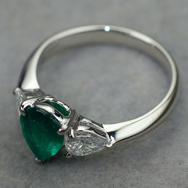 Pt900 コロンビア産 エメラルド ダイヤモンド リング 0.865ct D0.48ct