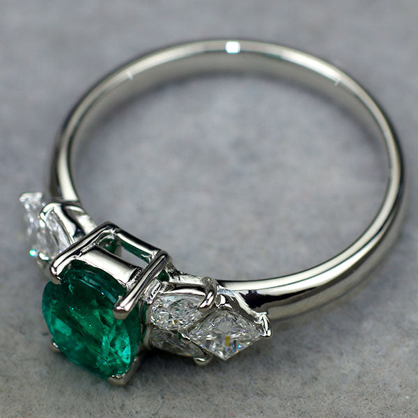 Pt900 エメラルド ダイヤモンド リング 1.07ct D0.48ct