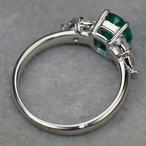 Pt900 エメラルド ダイヤモンド リング 1.07ct D0.48ct