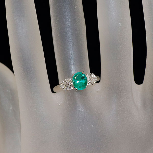 Pt900 エメラルド ダイヤモンド リング 1.07ct D0.48ct