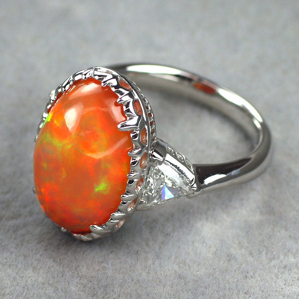 Pt900 ファイアーオパール ダイヤモンド リング 6.73ct D0.61ct