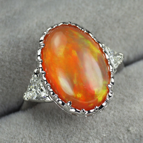 Pt900 ファイアーオパール ダイヤモンド リング 6.73ct D0.61ct