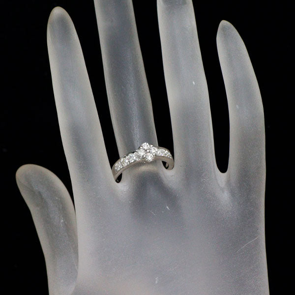Pt900 H&C ダイヤモンド リング 0.70ct フラワー