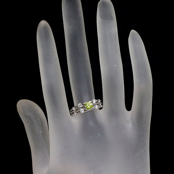 Pt900 アップルグリーンダイヤモンド リング 0.387ct D0.48ct