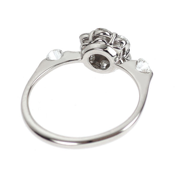 Pt900 ダイヤモンド リング 0.85ct フラワー