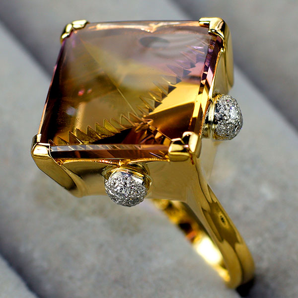 トム・ムーンシュタイナー K18/Pt900 アメトリン/バイカラークオーツ ダイヤモンド リング 12.89ct D0.20ct