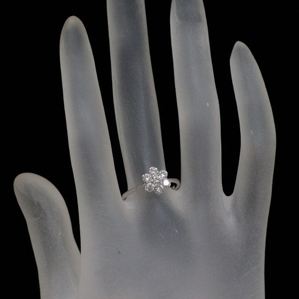 K18WG ダイヤモンド リング 0.69ct フラワー
