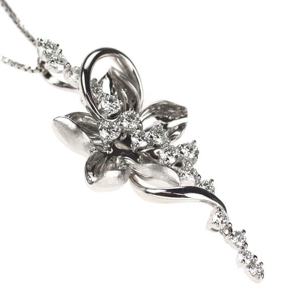 K18WG ダイヤモンド ペンダントネックレス 0.87ct フラワー
