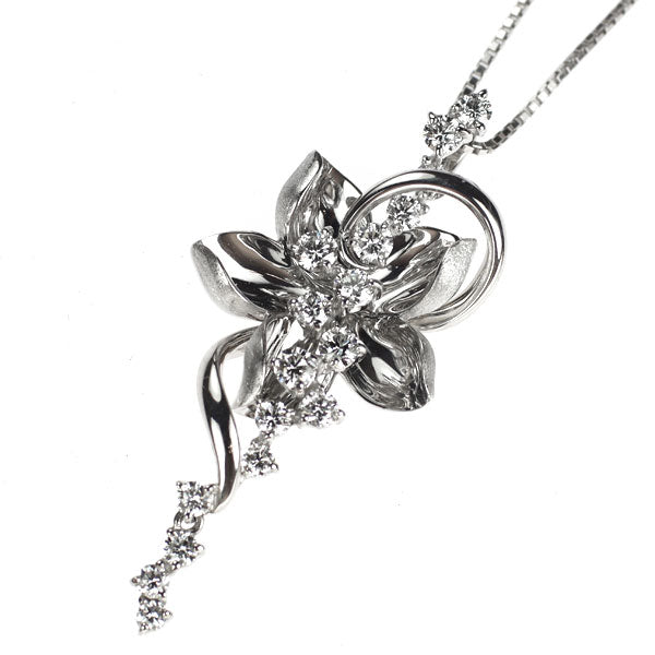 K18WG ダイヤモンド ペンダントネックレス 0.87ct フラワー