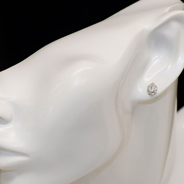 新品 Pt900/ Pt950 希少ファンシーホワイトダイヤモンド ピアス 0.283ct FW I1 D0.16ct 希少石 レアストーン【エスコレ】