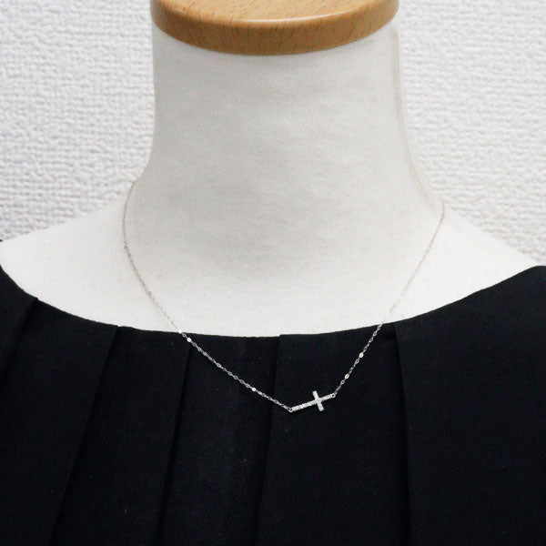 K18WG ダイヤモンド ペンダントネックレス 0.10ct サイドウェイクロス