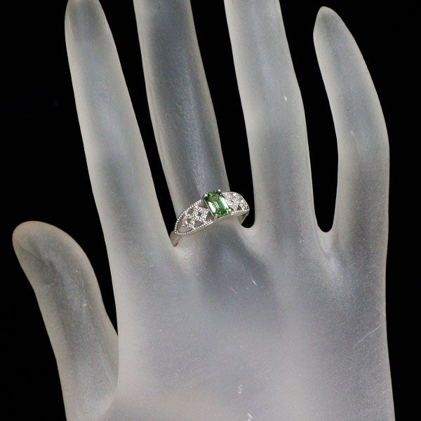 Pt900 グリーンサファイア ダイヤモンド リング 0.76ct D0.12ct