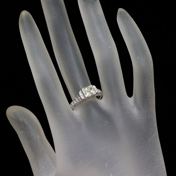 平和堂貿易 Pt950 プリンセスカット ダイヤモンド リング 1.019ct LY VS1 D0.77ct 凱旋門 《セルビー銀座店》【中古】