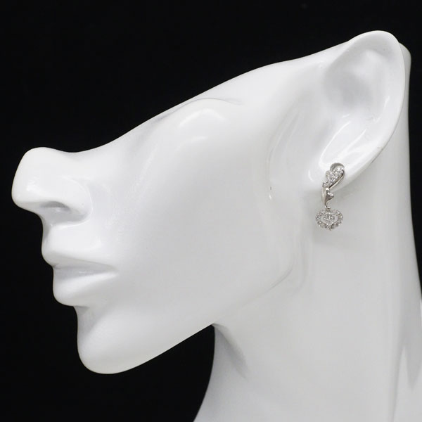 K18WG heart shape diamond earrings 0.16ct D0.46ct