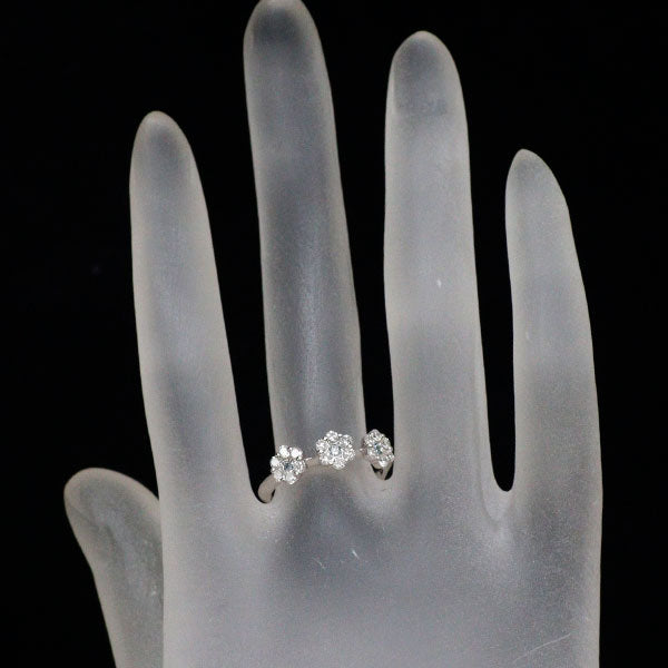 K18WG トリートブルーダイヤモンド リング 0.09ct D0.48ct フラワー