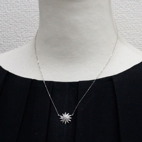 K18WG ダイヤモンド ペンダントネックレス 0.21ct フラワー