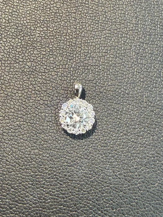 新品 Pt950 ダイヤモンド ペンダントトップ 0.600ct D SI2 VG D0.17ct【エスコレ】