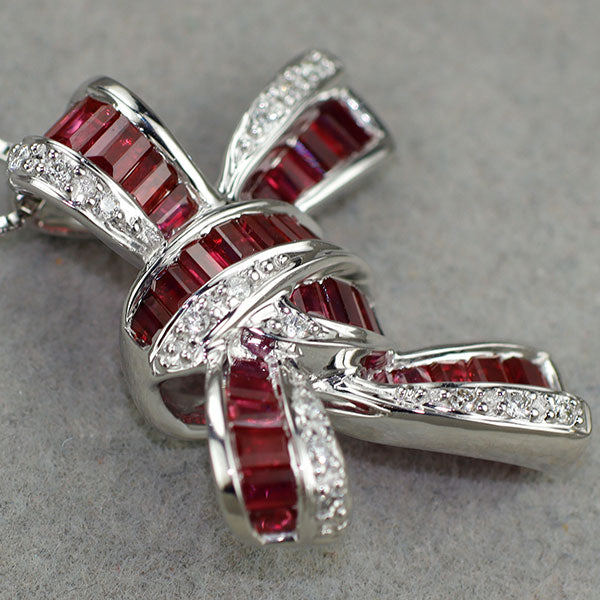 K18WG ルビー ダイヤモンド ペンダントネックレス 1.50ct D0.08ct リボン