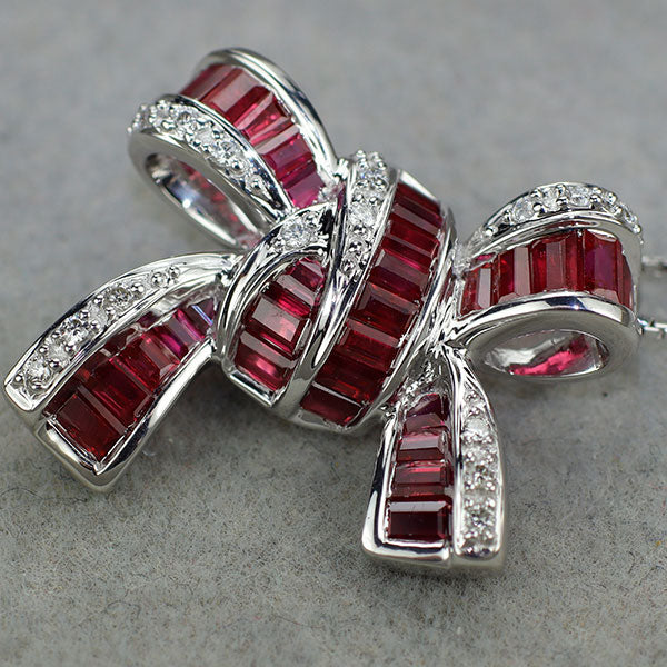 K18WG ルビー ダイヤモンド ペンダントネックレス 1.50ct D0.08ct リボン