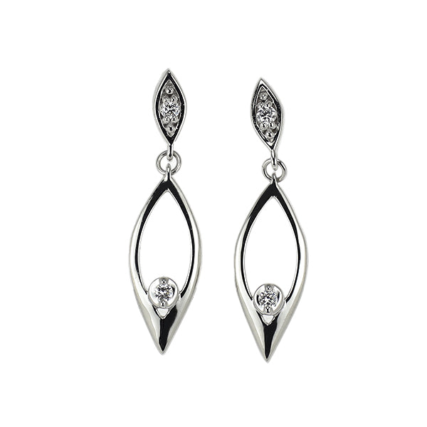 スタージュエリー K18WG ダイヤモンド ピアス 0.04ct