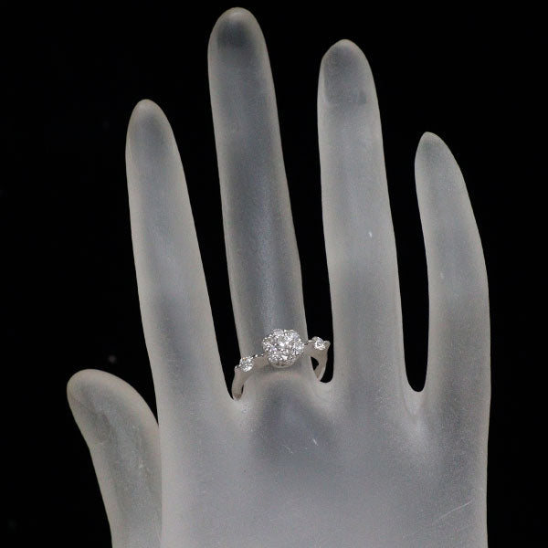 Pt900 ダイヤモンド リング 0.82ct フラワー