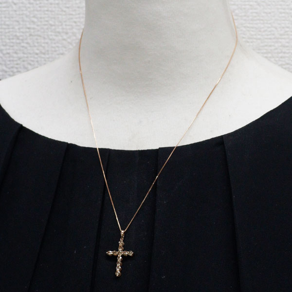 K18PG ダイヤモンド ペンダントネックレス 1.00ct クロス