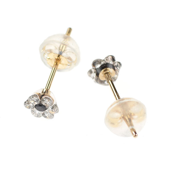 新品 K10YG カラーレス/ブラック ダイヤモンド ピアス 0.26ct【エスコレ】フラワー