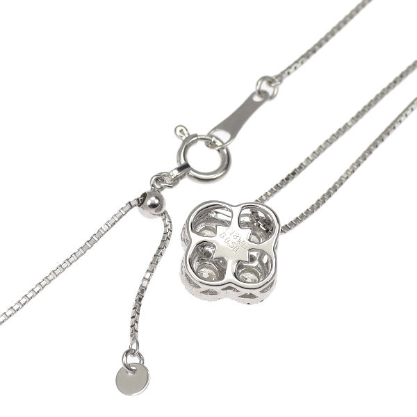 K18WG ダイヤモンド ペンダントネックレス 0.50ct フラワー