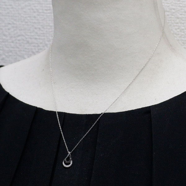 K18WG ブラック/カラーレス ダイヤモンド ペンダントネックレス 0.12ct