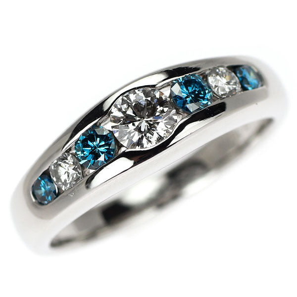 Pt900 カラーレス/トリートブルー ダイヤモンド リング 0.55ct
