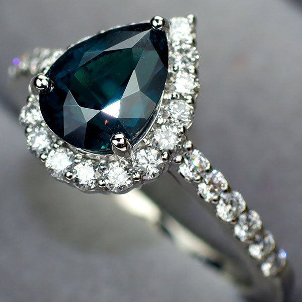 新品 Pt950 カラーチェンジガーネット ダイヤモンド リング 2.015ct D0.52ct ベキリーブルータイプ 希少石 レアストーン【エスコレ】