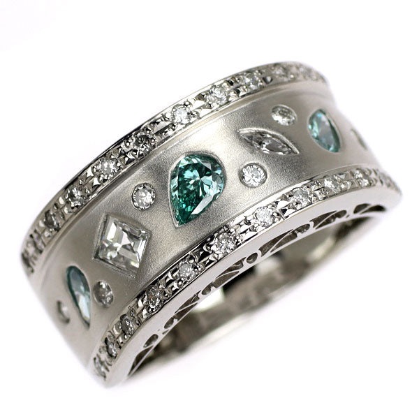 Pt900 カラーレス/トリートブルー ダイヤモンド リング 0.87ct
