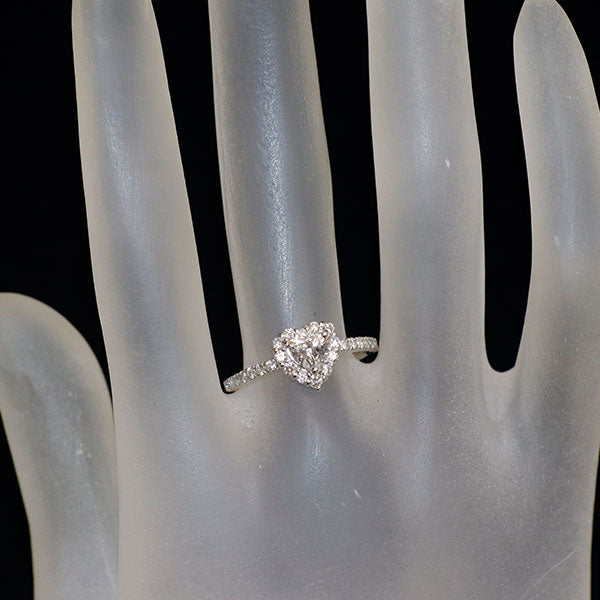 新品 Pt950 ハートシェイプカットダイヤモンド リング 0.430ct G SI1 D0.38ct 【エスコレ】