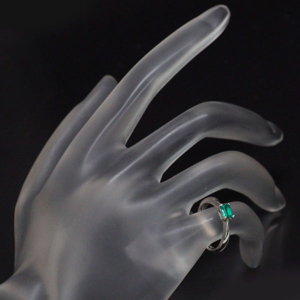 Pt900 エメラルド リング 0.224ct ピンキー
