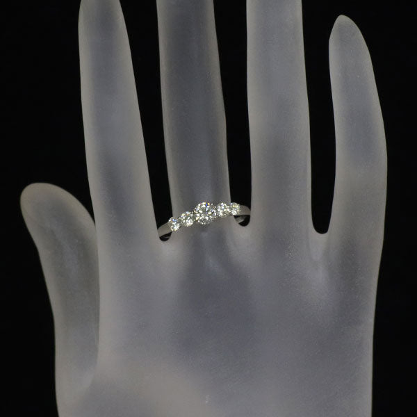 Pt950 ダイヤモンド リング 0.85ct 一文字