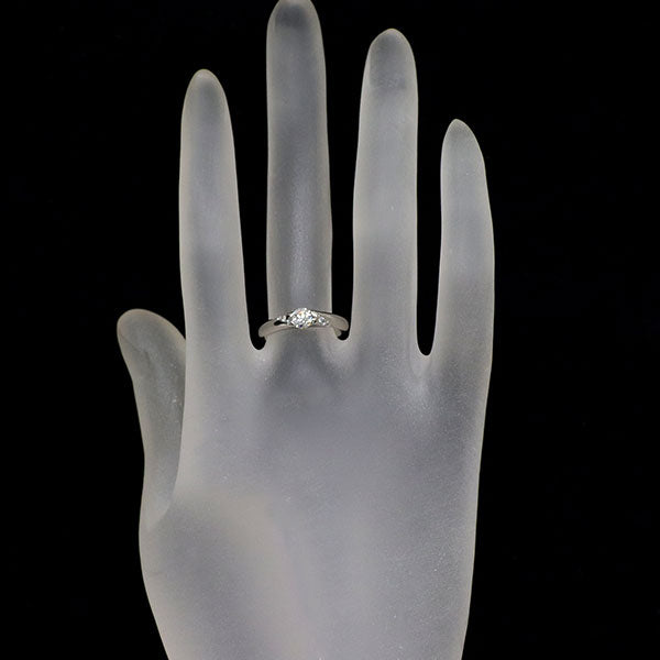 アイプリモ Pt950 ダイヤモンド リング 0.303ct D0.03ct