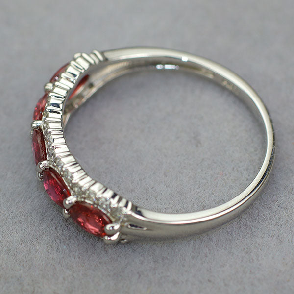 新品 Pt900 強蛍光 ルビー ダイヤモンド リング 1.00ct D0.20ct 【エスコレ】