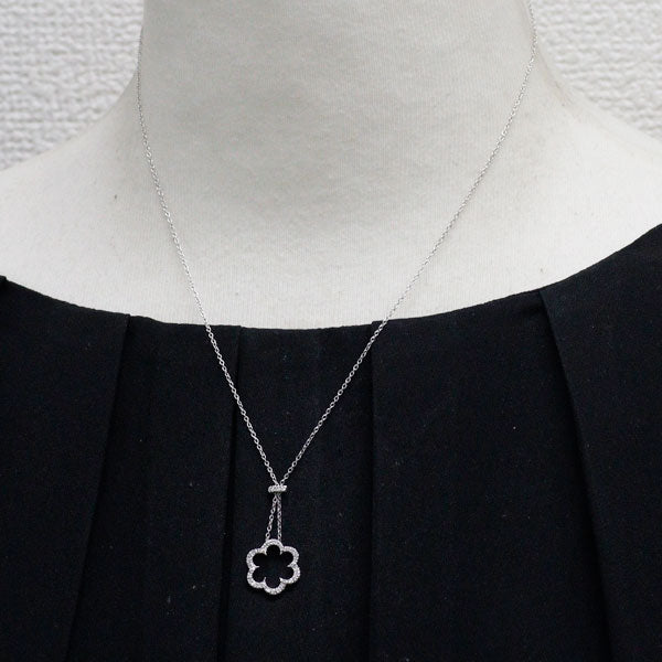 トレセンテ K18WG ダイヤモンド ペンダントネックレス 0.15ct フラワー