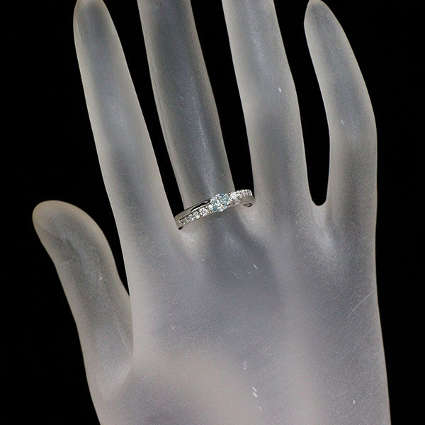 Pt900 アイスブルーダイヤモンド リング 0.30ct D0.16ct