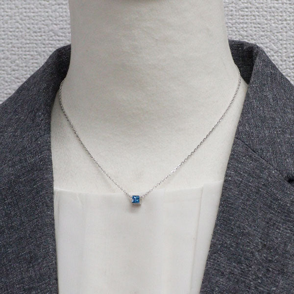 グッチ K18WG ブルー トパーズ ペンダントネックレス Gキューブ